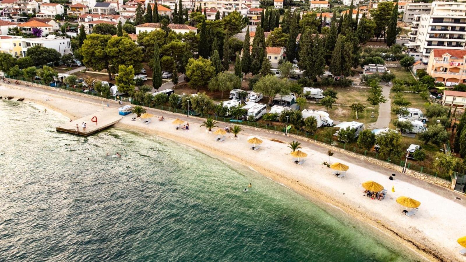 Apartments Teo Trogir Luaran gambar