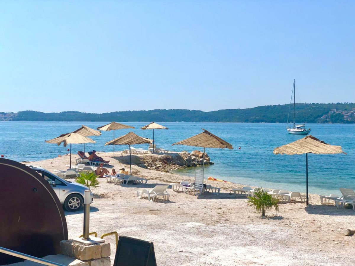 Apartments Teo Trogir Luaran gambar